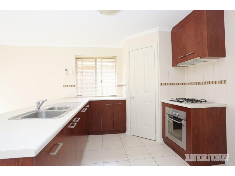 2a St Albans Place, Clearview SA 5085