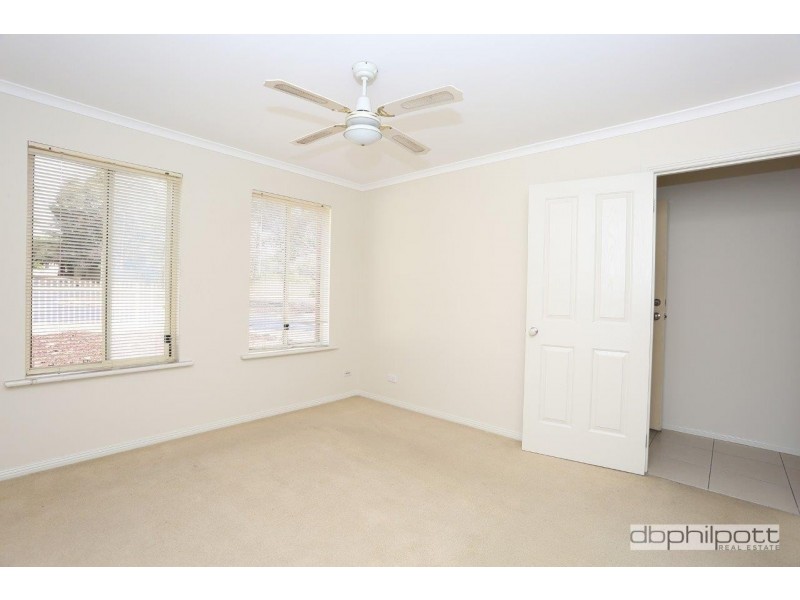 2a St Albans Place, Clearview SA 5085