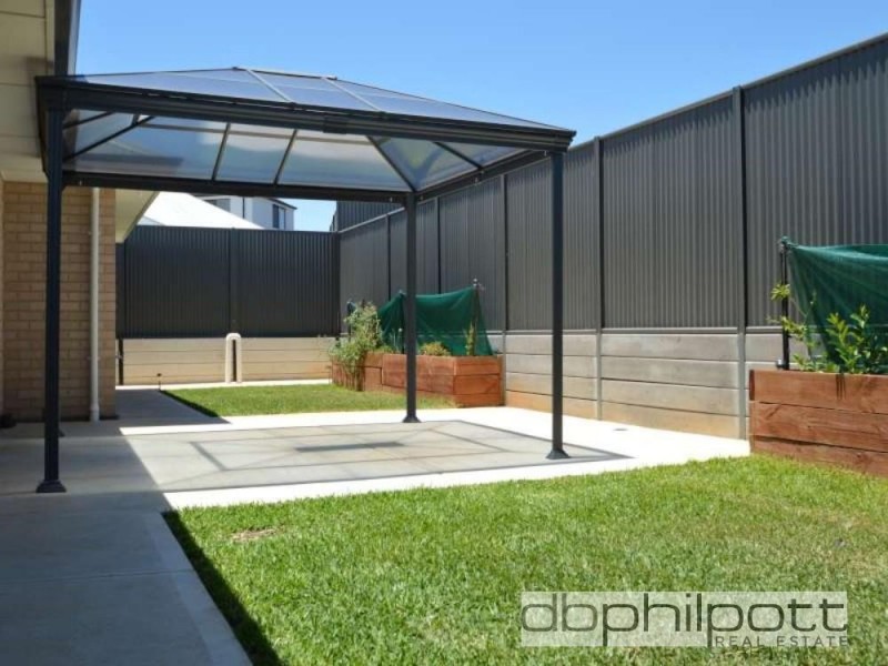 6 Angophora  Place, Blakeview SA 5114