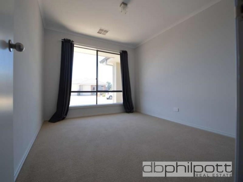 6 Angophora  Place, Blakeview SA 5114