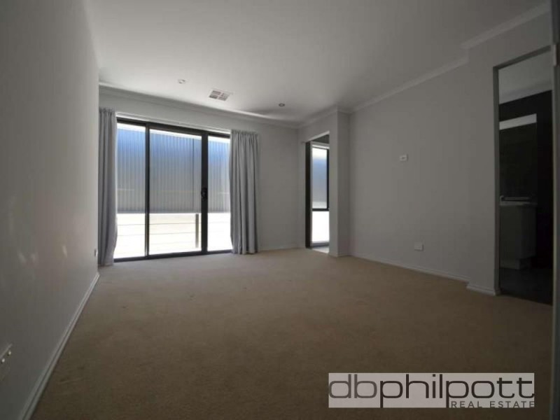 6 Angophora  Place, Blakeview SA 5114