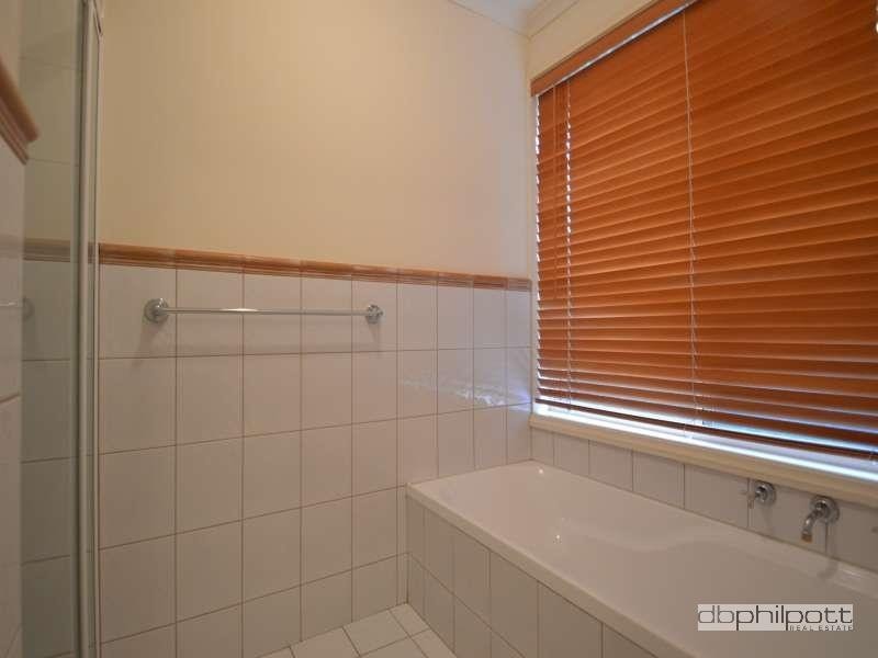4 Harman Avenue, Hillcrest SA 5086