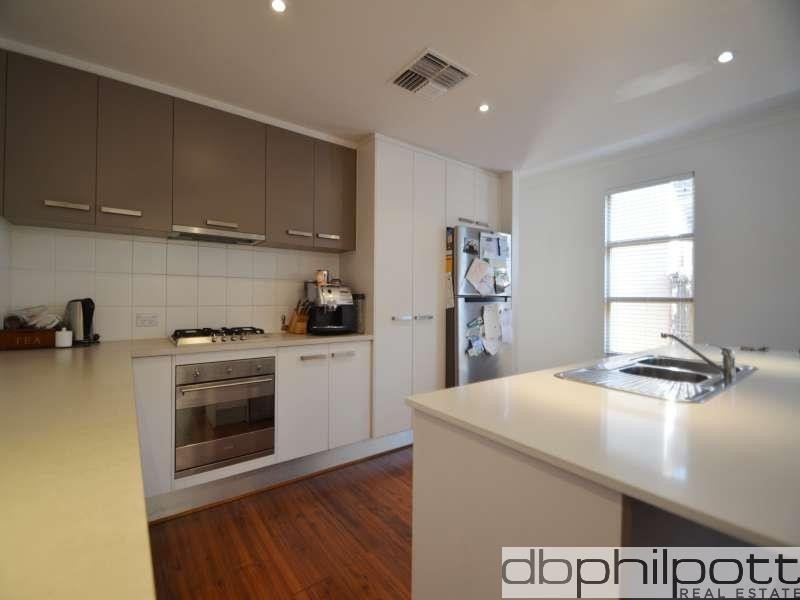 11 Medallion Drive, Grange SA 5022