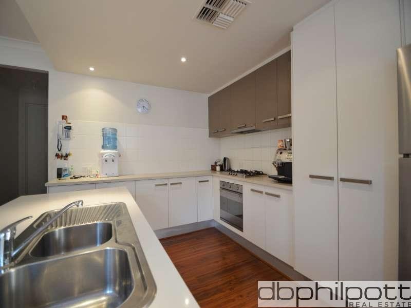 11 Medallion Drive, Grange SA 5022