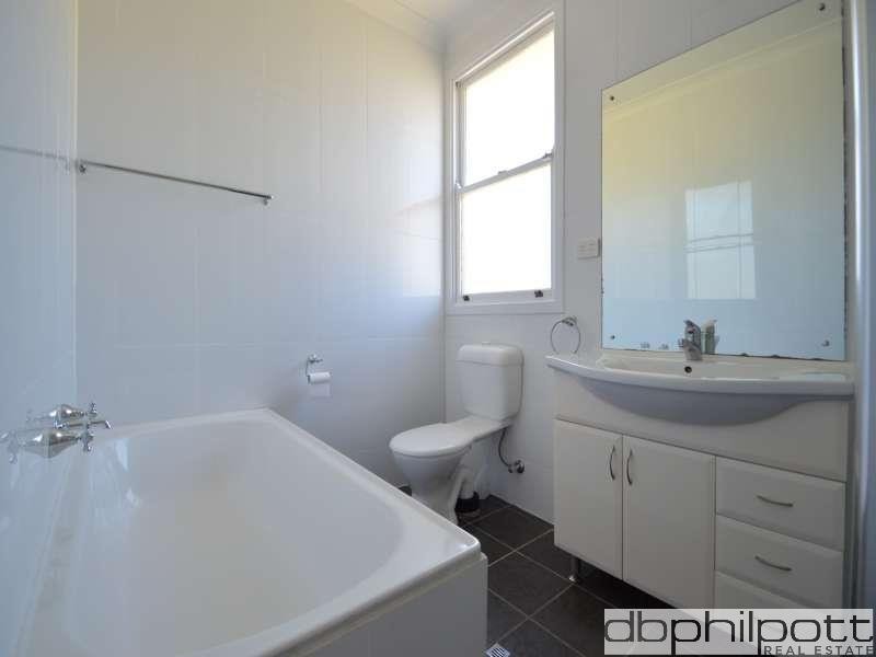 17 Alderney Avenue, Clearview SA 5085