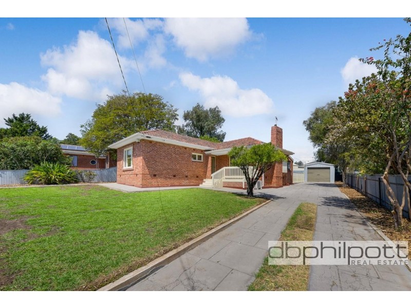 10 Deakin  Street, Blair Athol SA 5084