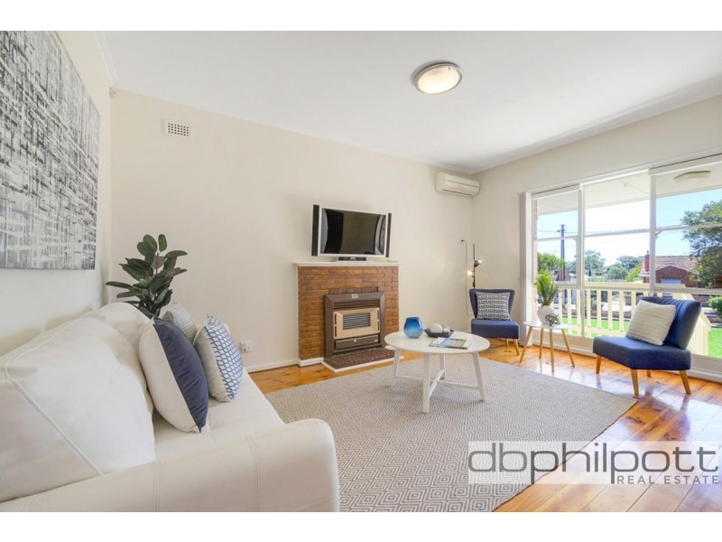 10 Deakin  Street, Blair Athol SA 5084