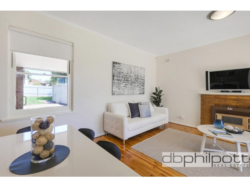 10 Deakin  Street, Blair Athol SA 5084