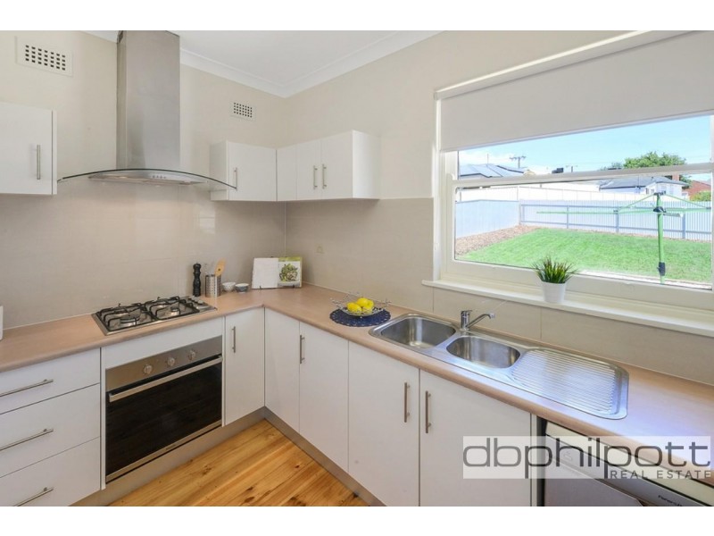 10 Deakin  Street, Blair Athol SA 5084