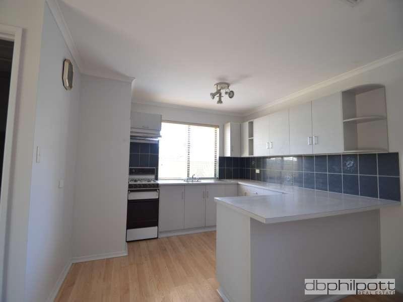 1 Roberts Crescent, Hope Valley SA 5090