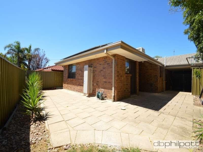 1 Roberts Crescent, Hope Valley SA 5090