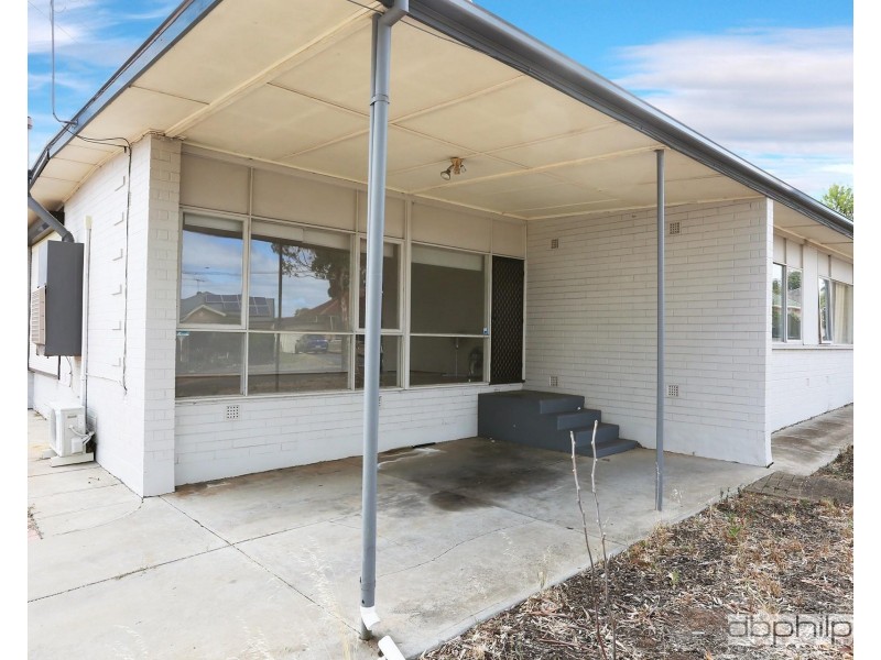 12 Kimba Road, Para Hills SA 5096