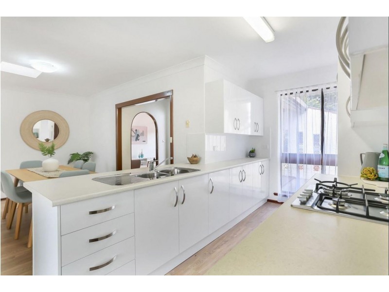49 Audrey Crescent, Valley View SA 5093