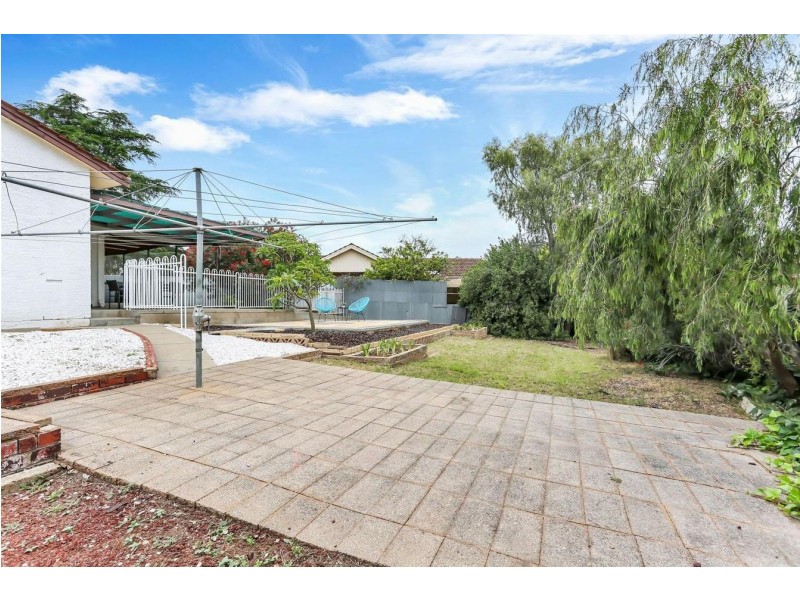 49 Audrey Crescent, Valley View SA 5093