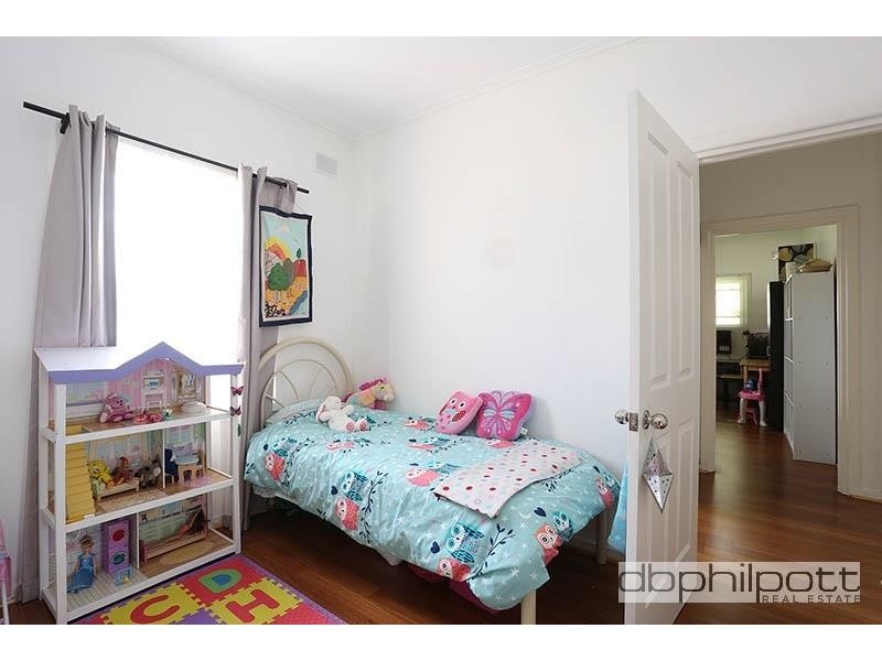 17 Appleshaw  Street, Elizabeth Vale SA 5112