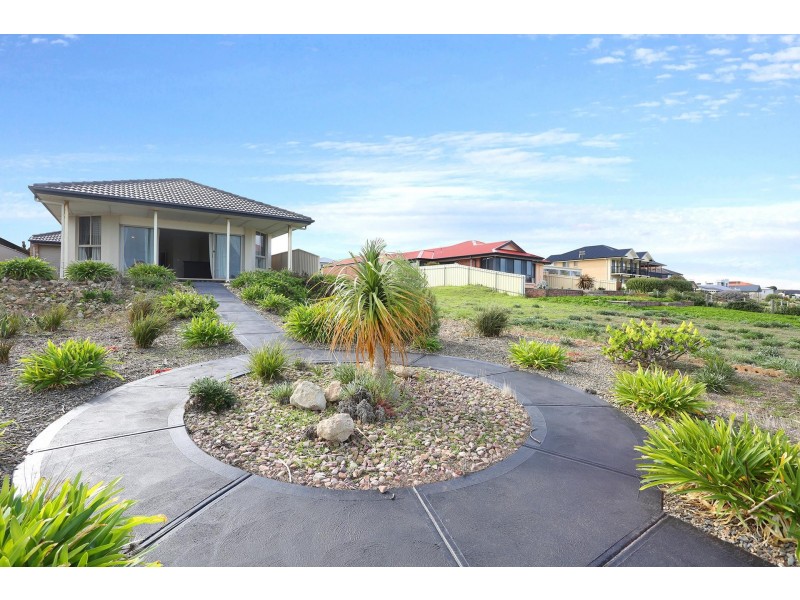 39 Britannia Parade, Hindmarsh Island SA 5214
