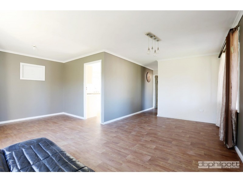 2 Hornsby Avenue, Salisbury Downs SA 5108