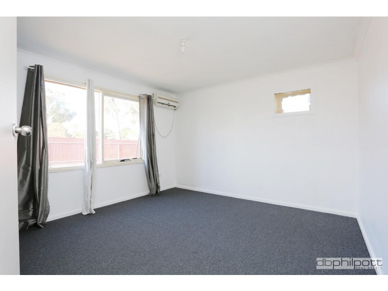 2 Hornsby Avenue, Salisbury Downs SA 5108