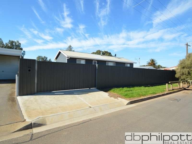 28 Fooks Terrace, St Kilda SA 5110