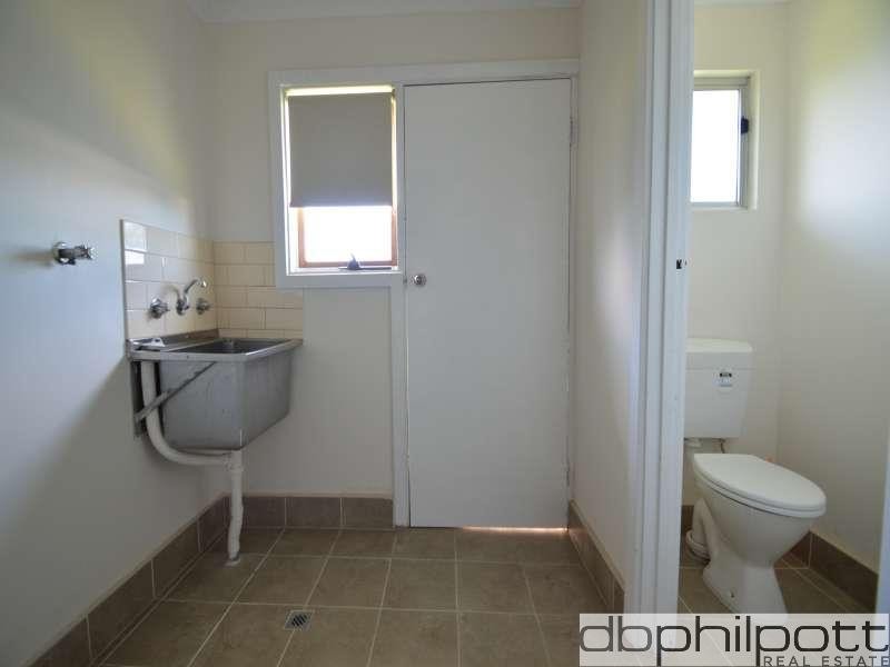 28 Fooks Terrace, St Kilda SA 5110
