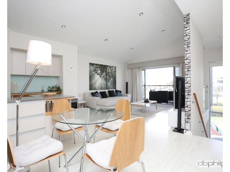 25 Santorini Walk, Mawson Lakes SA 5095