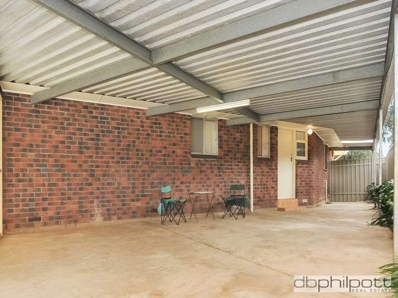 8 Bernadette Street, Paralowie SA 5108