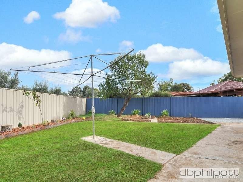 8 Bernadette Street, Paralowie SA 5108