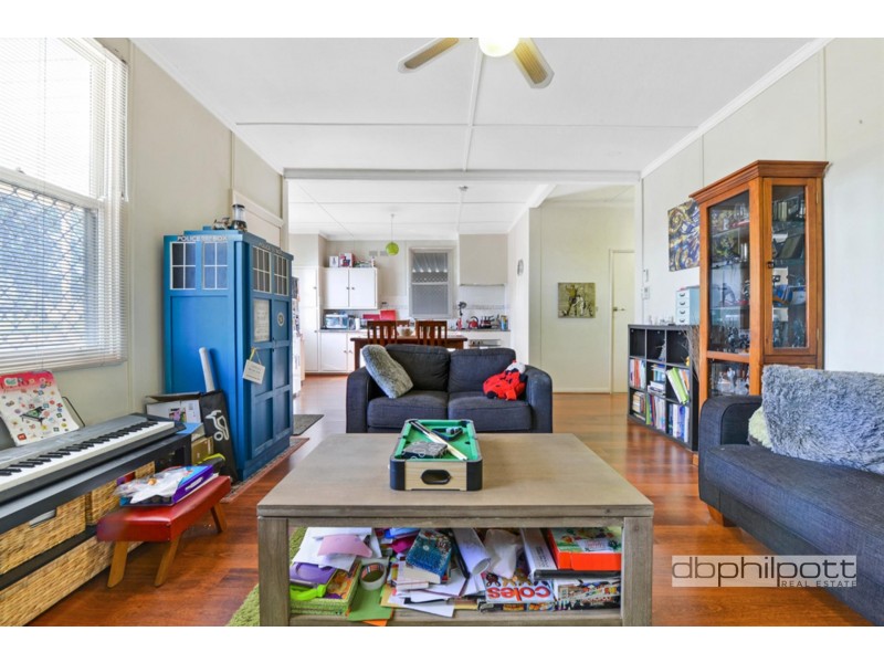 4 Southbury Crescent, Enfield SA 5085