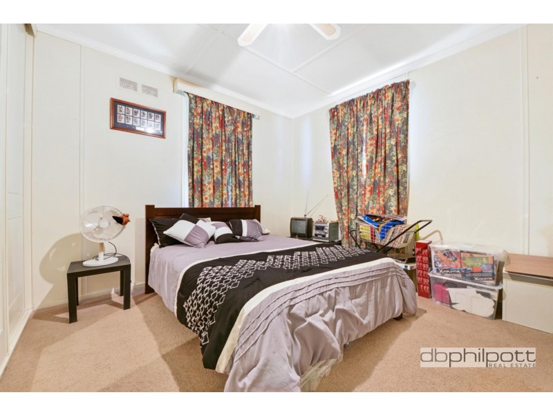 4 Southbury Crescent, Enfield SA 5085