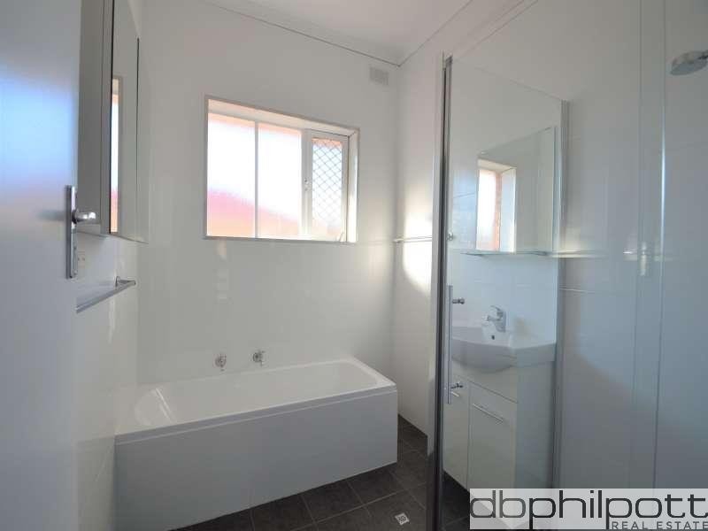 12 Montrose Avenue, Clearview SA 5085