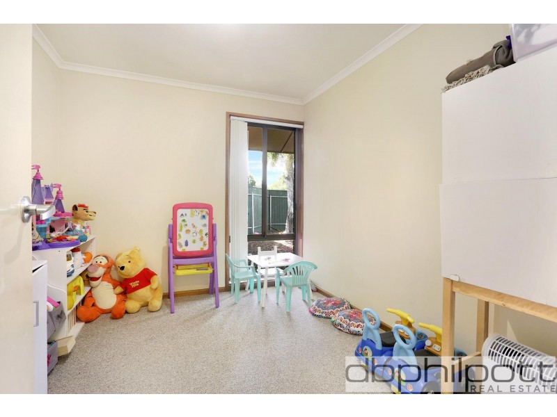 27 Exeter Terrace, Renown Park SA 5008