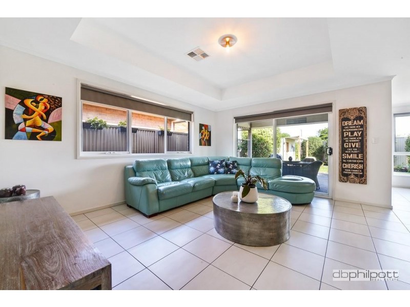 26 Haddington Crescent, Mansfield Park SA 5012