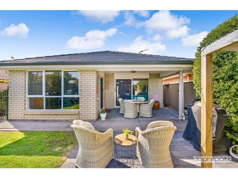 26 Haddington Crescent, Mansfield Park SA 5012