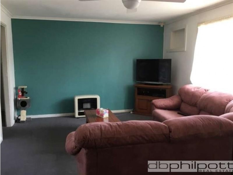 4  Carcoola  Road, Munno Para SA 5115