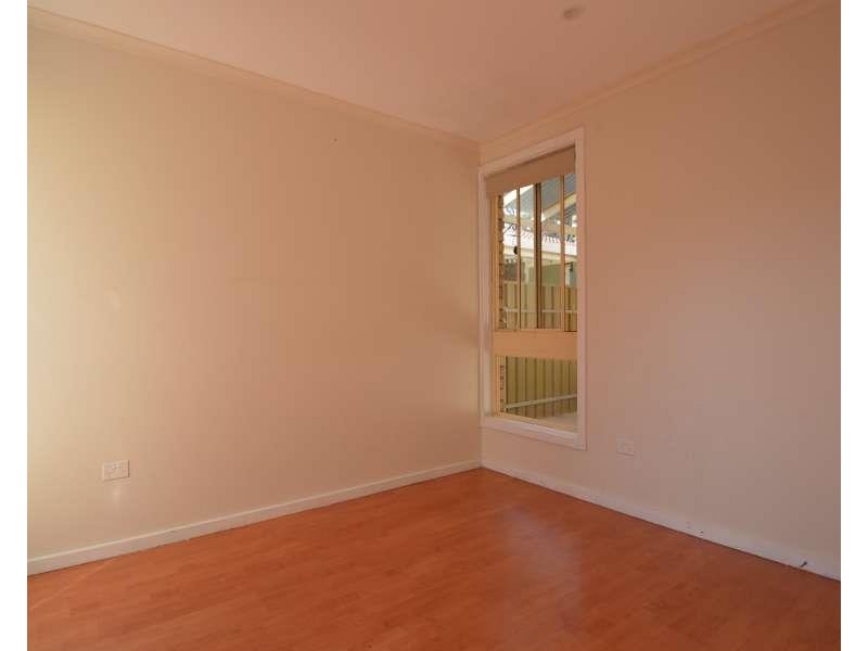 4/6 Grevillia Drive, Parafield Gardens SA 5107