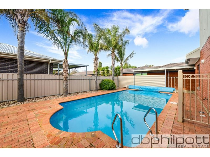 20A Somerset Avenue, Clearview SA 5085