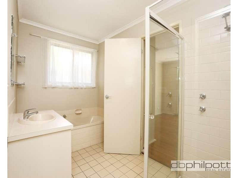 29 Lynton Avenue, Gilles Plains SA 5086