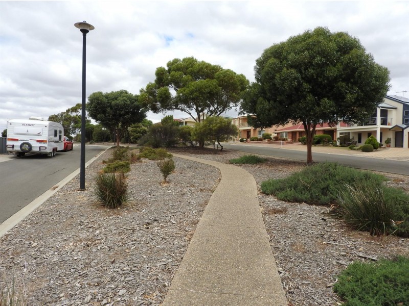 20 Narooma  Way, Murray Bridge SA 5253