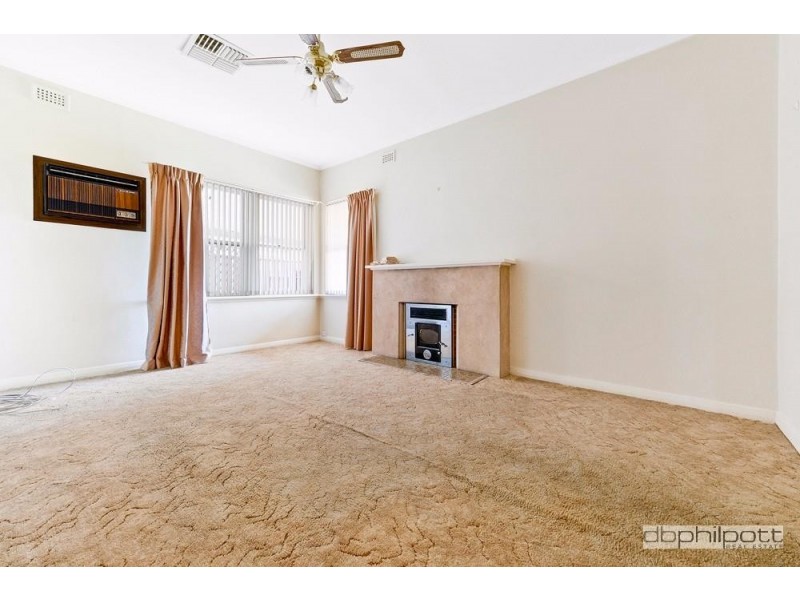 24 Seaview Grove, Blair Athol SA 5084