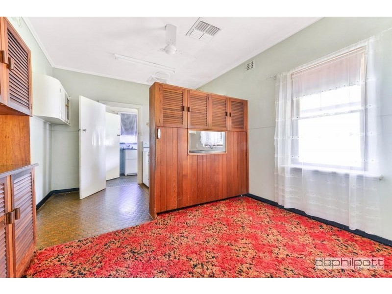 24 Seaview Grove, Blair Athol SA 5084