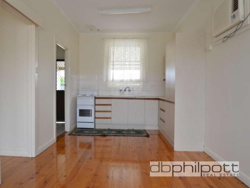 12 Seaton  Terrace, Seaton SA 5023