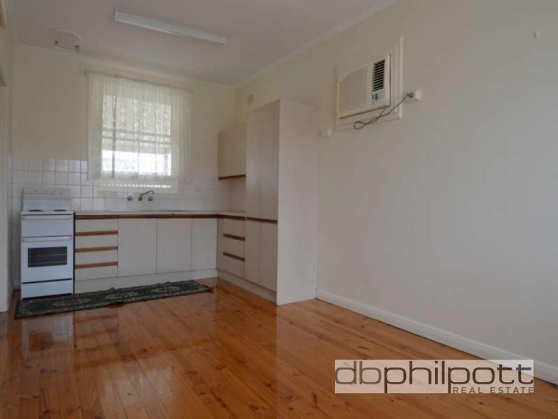 12 Seaton  Terrace, Seaton SA 5023