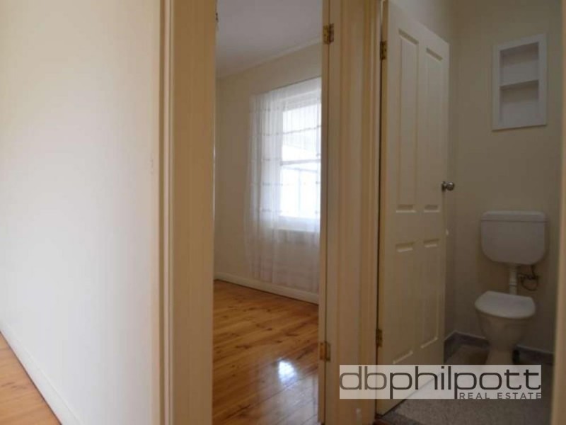 12 Seaton  Terrace, Seaton SA 5023