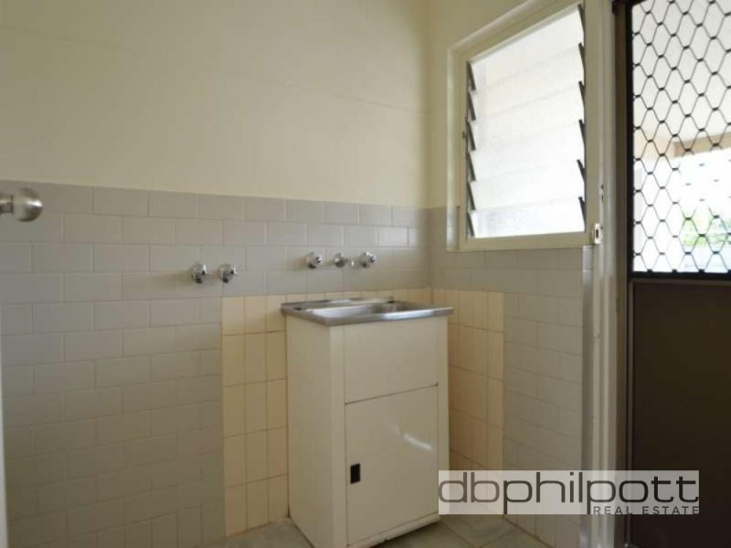 12 Seaton  Terrace, Seaton SA 5023