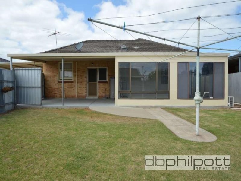 12 Seaton  Terrace, Seaton SA 5023