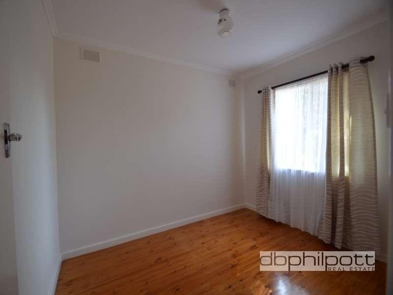 14 Charmaine  Avenue, Para Vista SA 5093