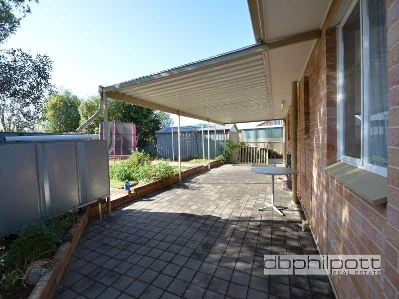 14 Charmaine  Avenue, Para Vista SA 5093
