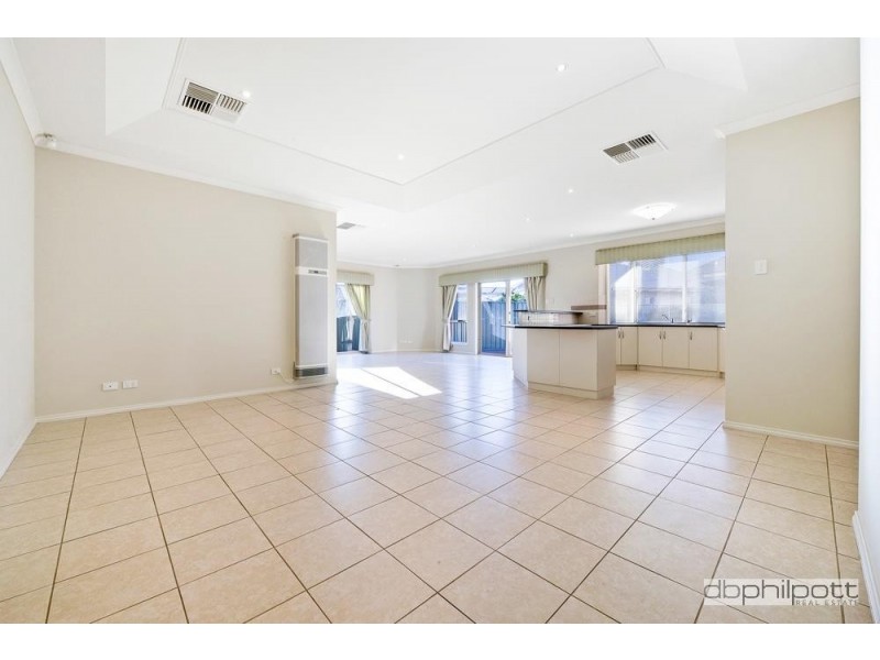 31 Shoalhaven Circuit, Mawson Lakes SA 5095