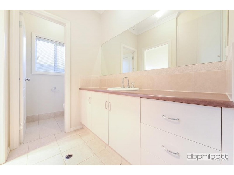 31 Shoalhaven Circuit, Mawson Lakes SA 5095