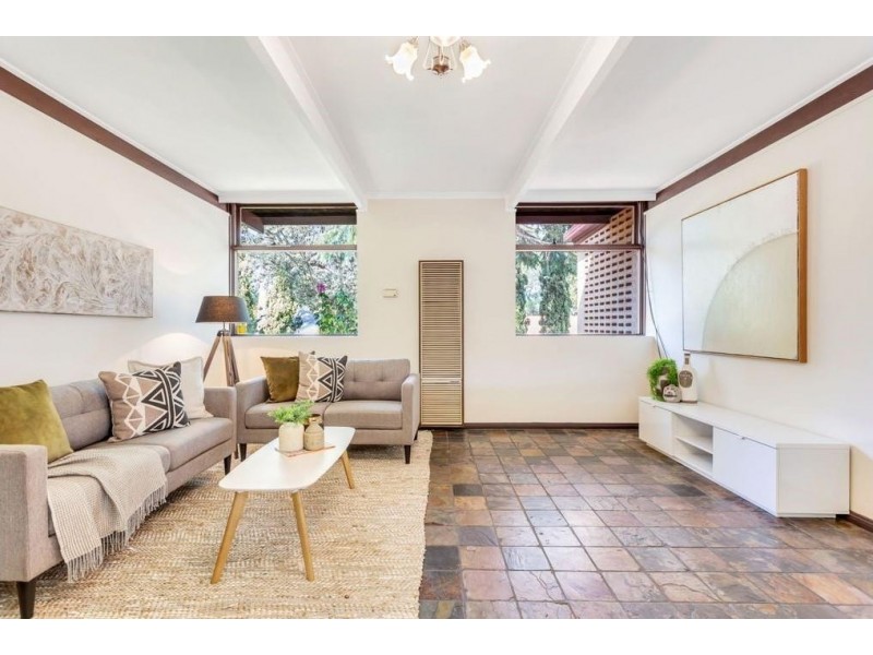 9 Hobart  Crescent, Banksia Park SA 5091